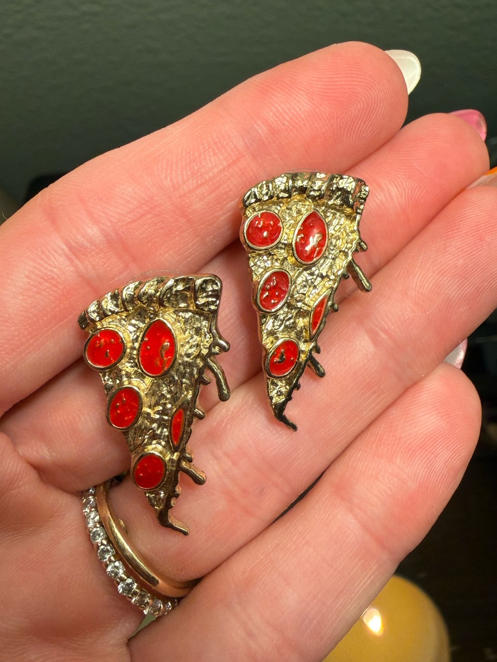 🍕 Gold-Tone Pizza Slice Earrings with Red Enamel Pepperoni 🍕